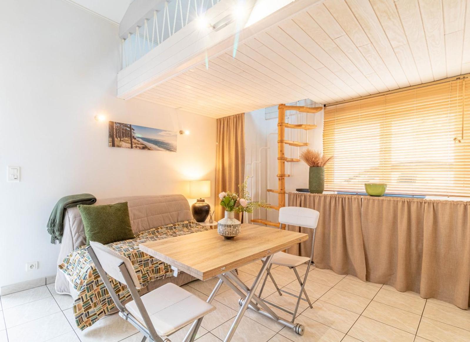 Jolie Petite Maison Climatisee Parking Prive 居让梅斯特拉 外观 照片